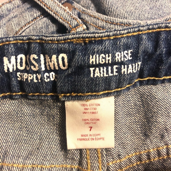 NWT MOSSIMO SUPPLY CO. FRAYED HEM DENIM SHORTS - Picture 4 of 4